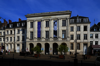 Photo de la facade du théâtre d'Arras